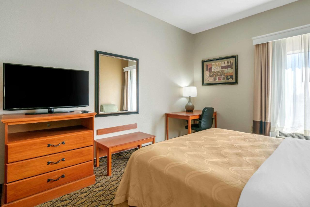 Quality Inn & Suites Τζέφερσον Σίτι Εξωτερικό φωτογραφία