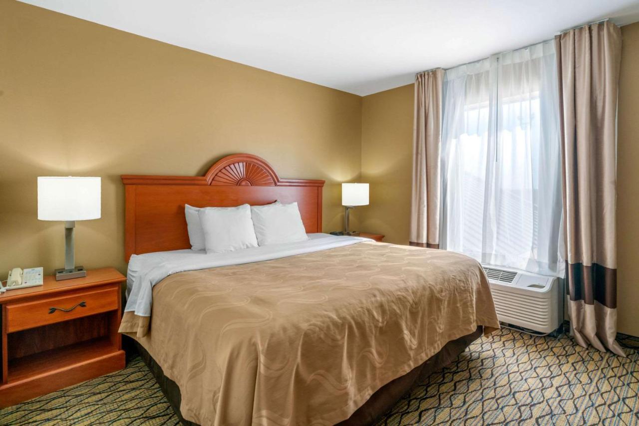 Quality Inn & Suites Τζέφερσον Σίτι Εξωτερικό φωτογραφία