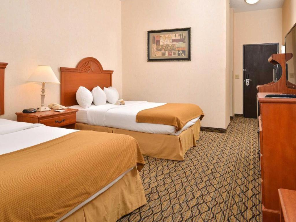 Quality Inn & Suites Τζέφερσον Σίτι Εξωτερικό φωτογραφία