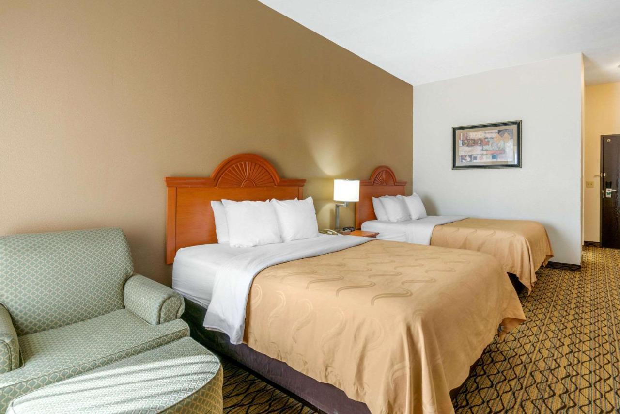 Quality Inn & Suites Τζέφερσον Σίτι Εξωτερικό φωτογραφία
